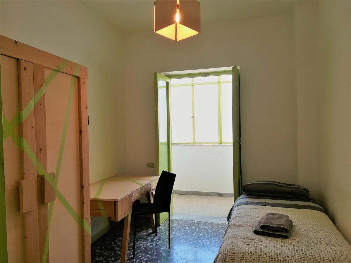 Wood Experience Hotel Bari Bagian luar foto