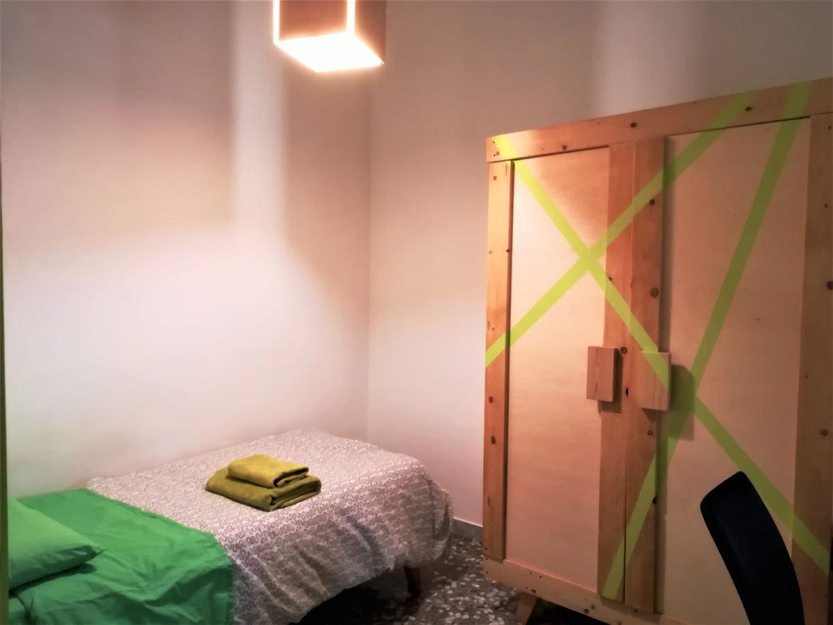 Wood Experience Hotel Bari Bagian luar foto